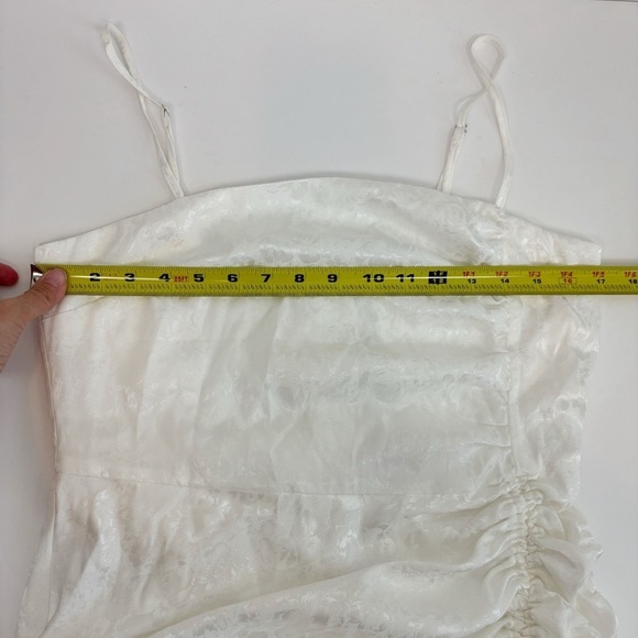 BCBGeneration Ruched Midi Dress in Cloud Size M - Picture 10 of 12